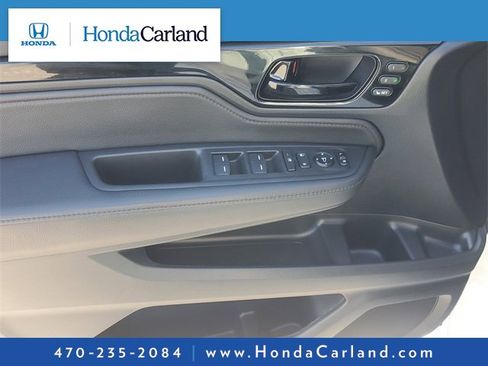 Certified 2024 Honda Odyssey Touring image 8