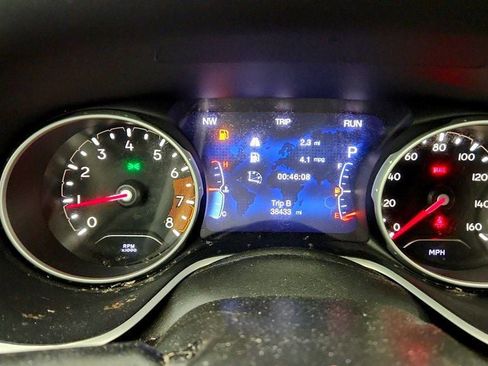 Used 2018 Jeep Compass Latitude w/ Popular Equipment Group AWD/4WD image 13