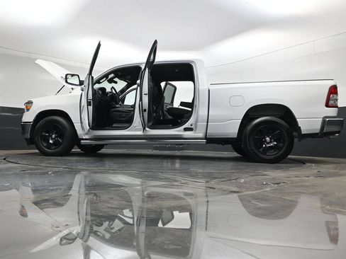 Used 2022 RAM 1500 Big Horn RWD image 37