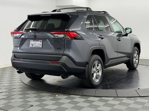 Used 2025 Toyota RAV4 XLE FWD image 9