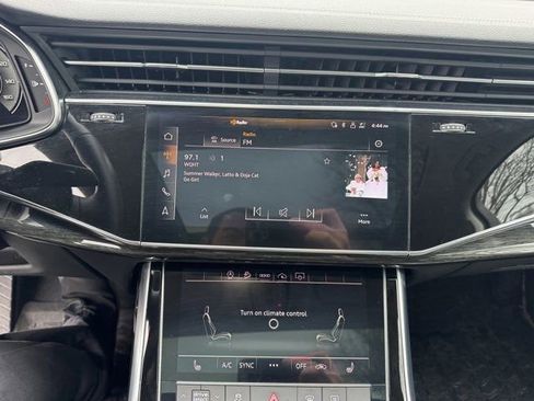 Used 2023 Audi Q7 3.0T Premium Plus w/ Premium Plus Package image 17