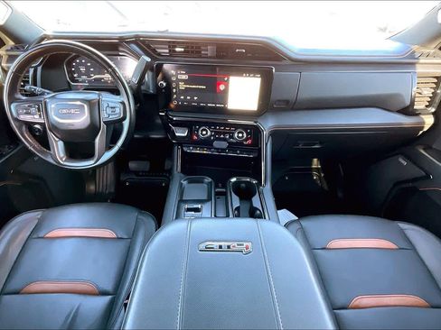 Used 2024 GMC Sierra 2500 AT4 w/ AT4 Premium Plus Package image 15
