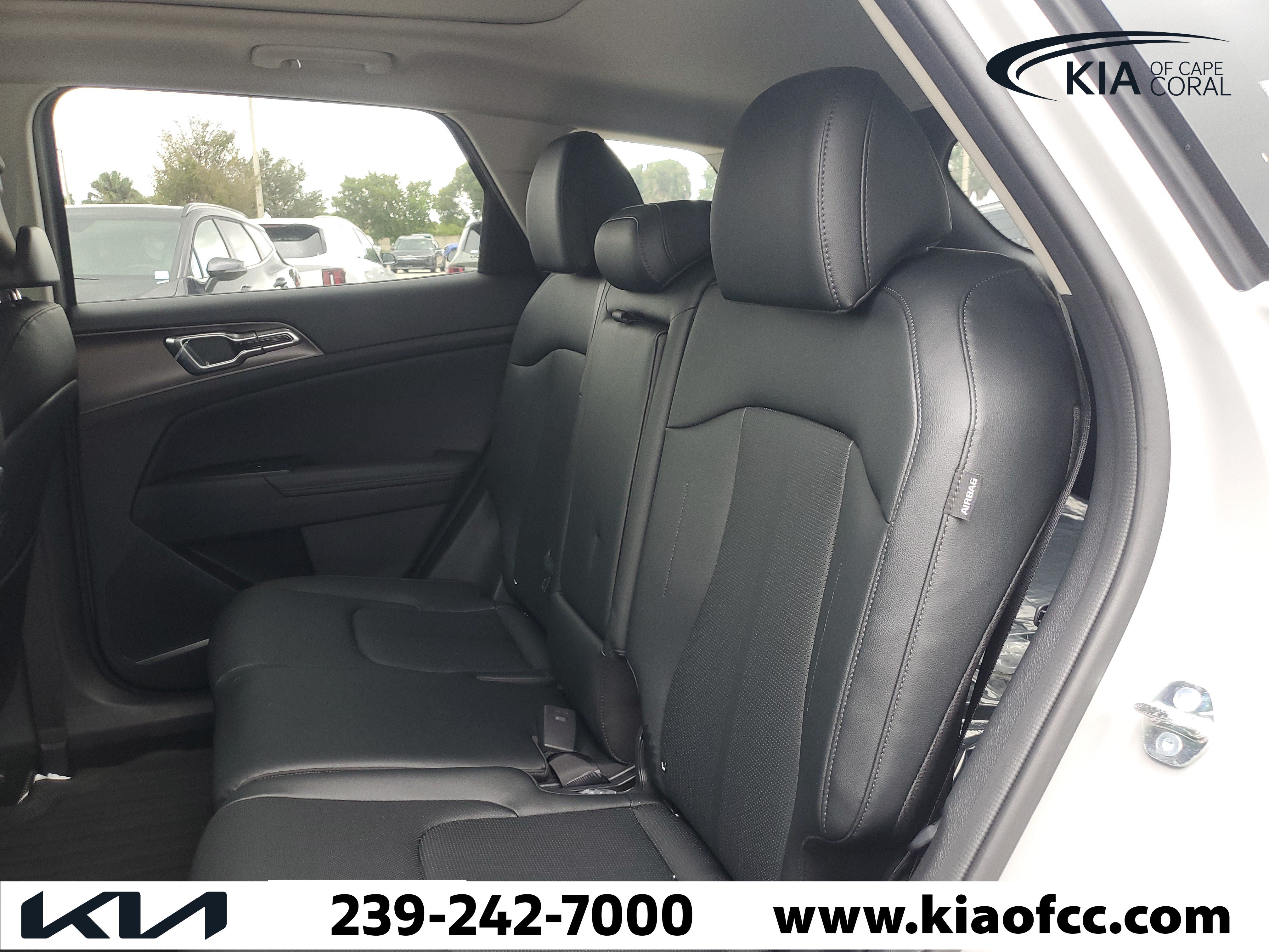 New 2026 Kia Sportage SX FWD image 9