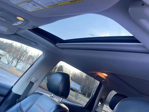 Used 2020 Nissan Pathfinder SL image 23