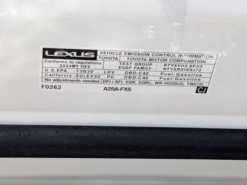 Used 2024 Lexus ES 300h w/ Accessory Package (Z2) FWD image 27