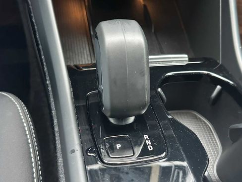 Certified 2023 Volvo XC40 Recharge Ultimate w/ Protection Package Premier image 31