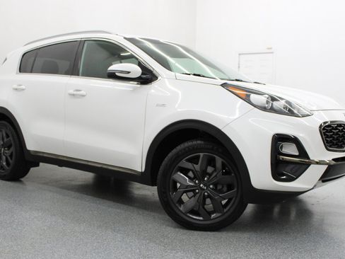 Used 2020 Kia Sportage S AWD/4WD image 1