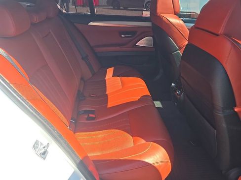 Used 2014 BMW M5 RWD image 29