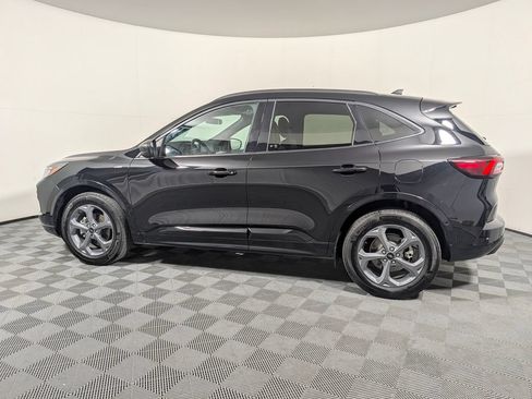 Certified 2023 Ford Escape ST-Line w/ Tech Pack #1 AWD/4WD image 5