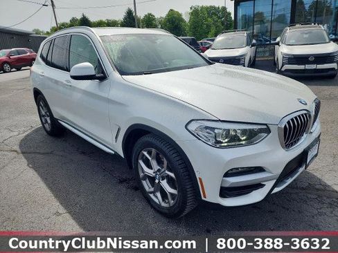 Used 2021 BMW X3 xDrive30i w/ Premium Package AWD/4WD image 2