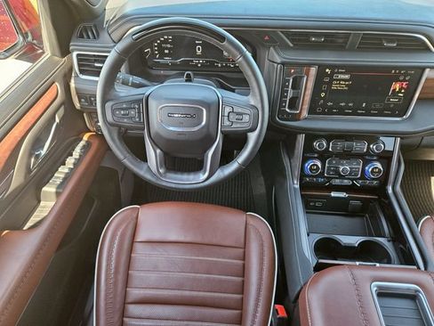 Used 2024 GMC Yukon Denali Ultimate AWD/4WD image 27