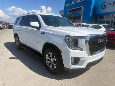Used 2022 GMC Yukon SLE AWD/4WD image 4