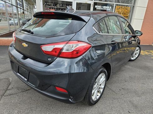 Used 2019 Chevrolet Cruze LT FWD image 12