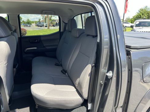 Used 2023 Toyota Tacoma SR5 AWD/4WD image 23