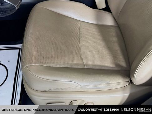 Used 2020 Toyota 4Runner Limited AWD/4WD image 19