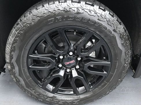 Used 2026 GMC Sierra 1500 Elevation AWD/4WD image 11