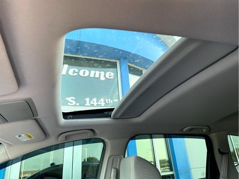 Used 2022 Honda CR-V EX image 11