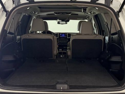 Used 2017 Honda Pilot Elite image 29