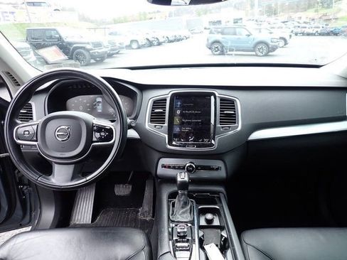 Used 2016 Volvo XC90 T5 Momentum image 12