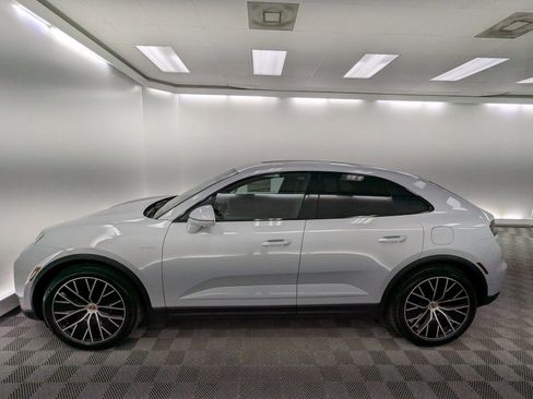 New 2026 Porsche Macan Electric RWD image 2