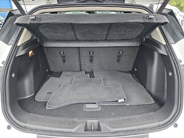 Used 2023 Buick Encore GX Essence w/ Experience Buick Package FWD image 12