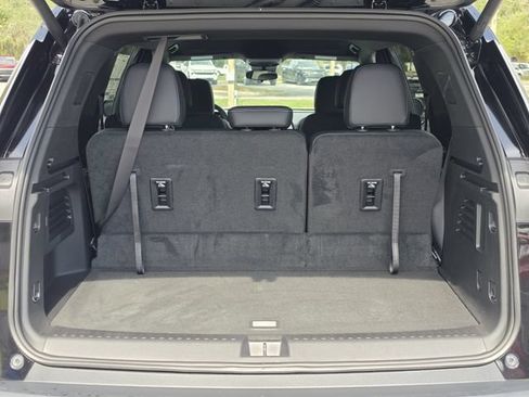 New 2026 Chevrolet Traverse LT FWD image 12
