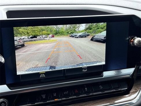 Used 2024 Chevrolet Silverado 2500 LT image 31