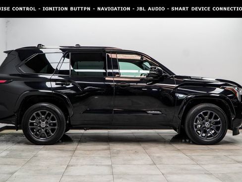 Used 2024 Toyota Sequoia Platinum image 6