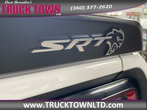 Used 2020 Dodge Challenger SRT Hellcat w/ Plus Package RWD image 38