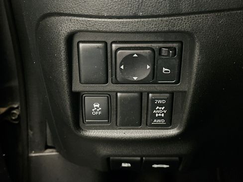 Used 2017 Nissan Juke SV w/ Technology Package AWD/4WD image 17