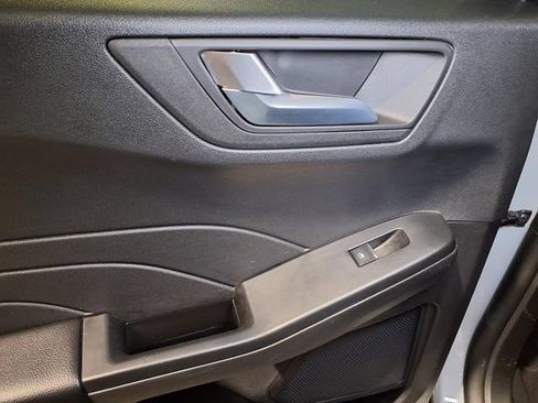 Certified 2025 Ford Escape ST-Line FWD image 22