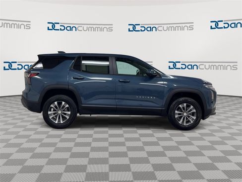 New 2026 Chevrolet Equinox LT w/ Safety and Technology Package image 9