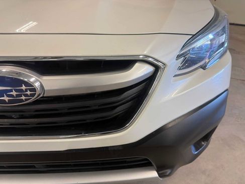 Used 2021 Subaru Outback Touring XT AWD/4WD image 5