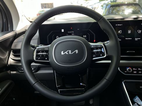 New 2026 Kia Carnival SX FWD image 31