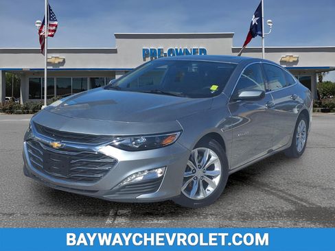Used 2024 Chevrolet Malibu LT image 1