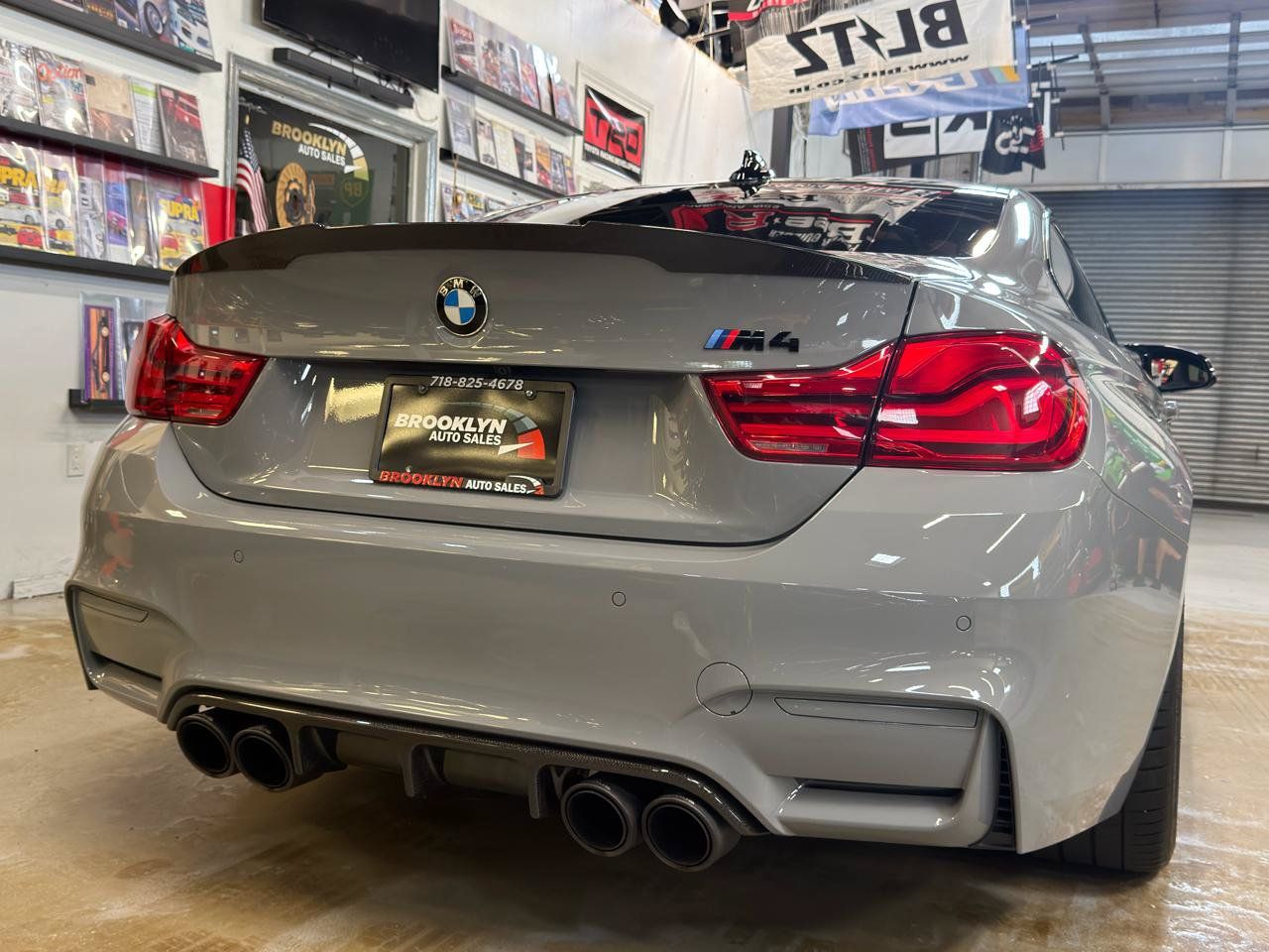 Used 2018 BMW M4 Coupe RWD image 7
