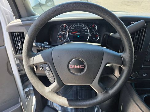 Used 2025 GMC Savana 2500 RWD image 9