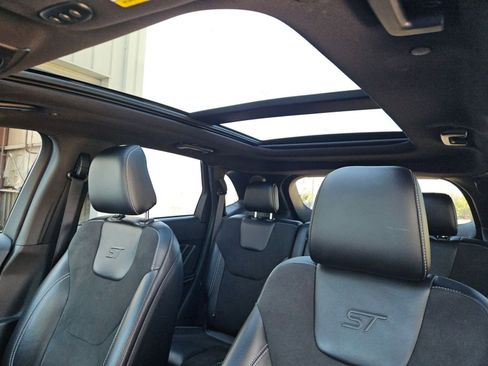 Used 2020 Ford Edge ST w/ Equipment Group 401A image 23