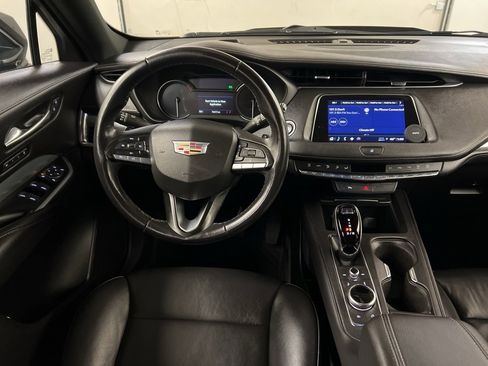 Used 2022 Cadillac XT4 Premium Luxury w/ Safety Alert Package image 8