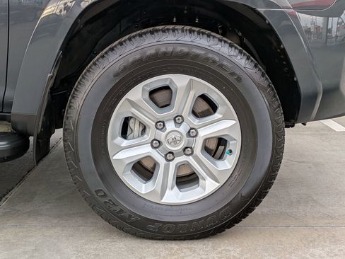 Certified 2024 Toyota 4Runner SR5 image 7