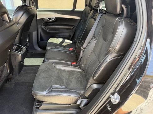 Used 2017 Volvo XC90 T6 R-Design w/ Vision Package AWD/4WD image 10