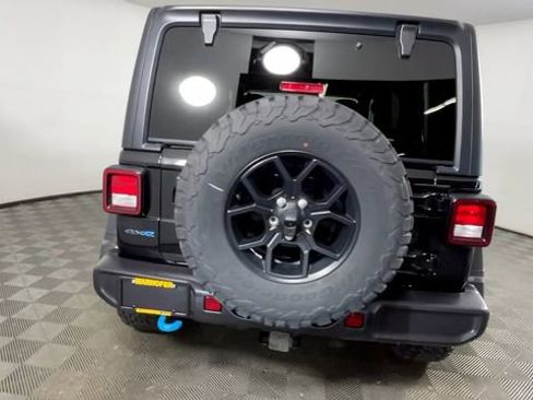 Used 2024 Jeep Wrangler Unlimited AWD/4WD image 7