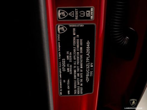 Used 2023 Lamborghini Urus Performante image 59