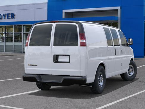 New 2026 Chevrolet Express 2500 w/ Driver Convenience Package RWD image 28