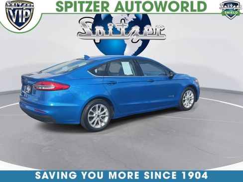 Used 2019 Ford Fusion SE image 9