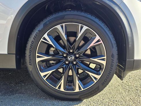 Used 2024 MAZDA CX-90 Plug-In Hybrid w/ Premium Pkg image 9