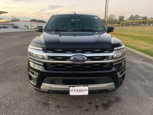 Used 2024 Ford Expedition Max Limited image 2