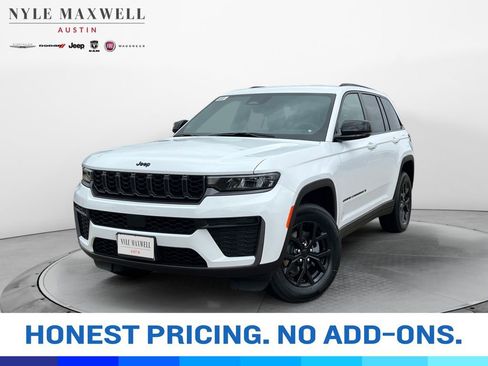 New 2026 Jeep Grand Cherokee Altitude image 1