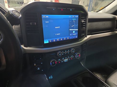 Used 2022 Ford F150 XLT w/ Equipment Group 302A High image 22