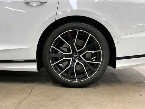 Used 2021 Audi A8 L 3.0T w/ Executive Plus Package image 12